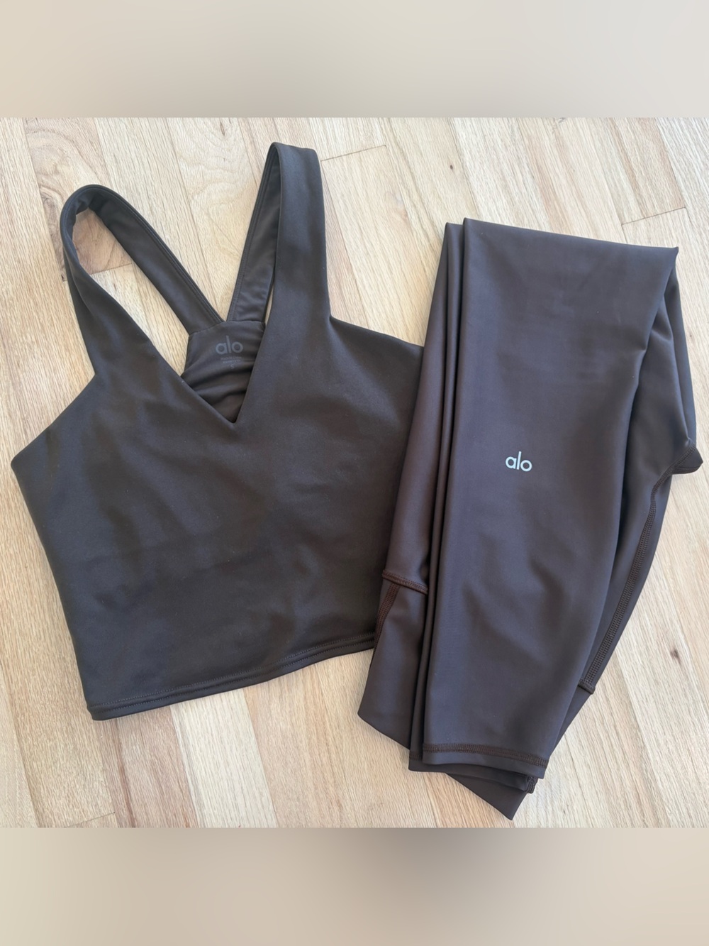 Alo Yoga Espresso Activewear Set